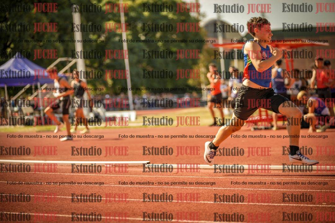 Fotos de los 400 m llanos de varones