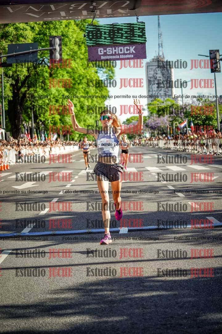 Fotos de la llegada - categoría ÉLITE FEMENINA