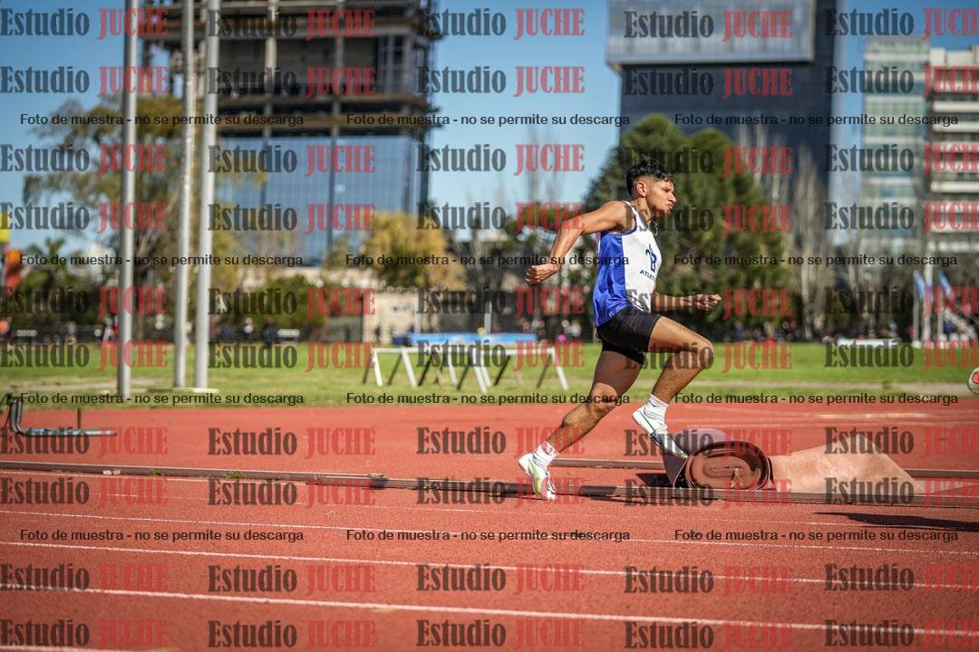 Fotos de los 200 m llanos de varones