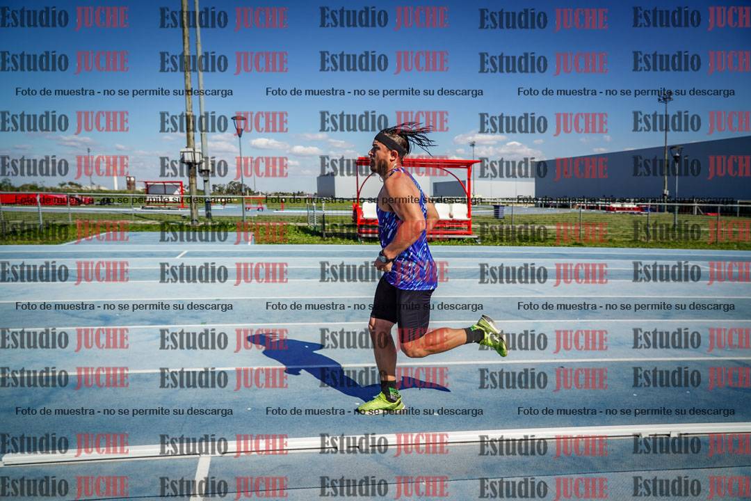 Fotos de los 5000 m llanos de mujeres y varones