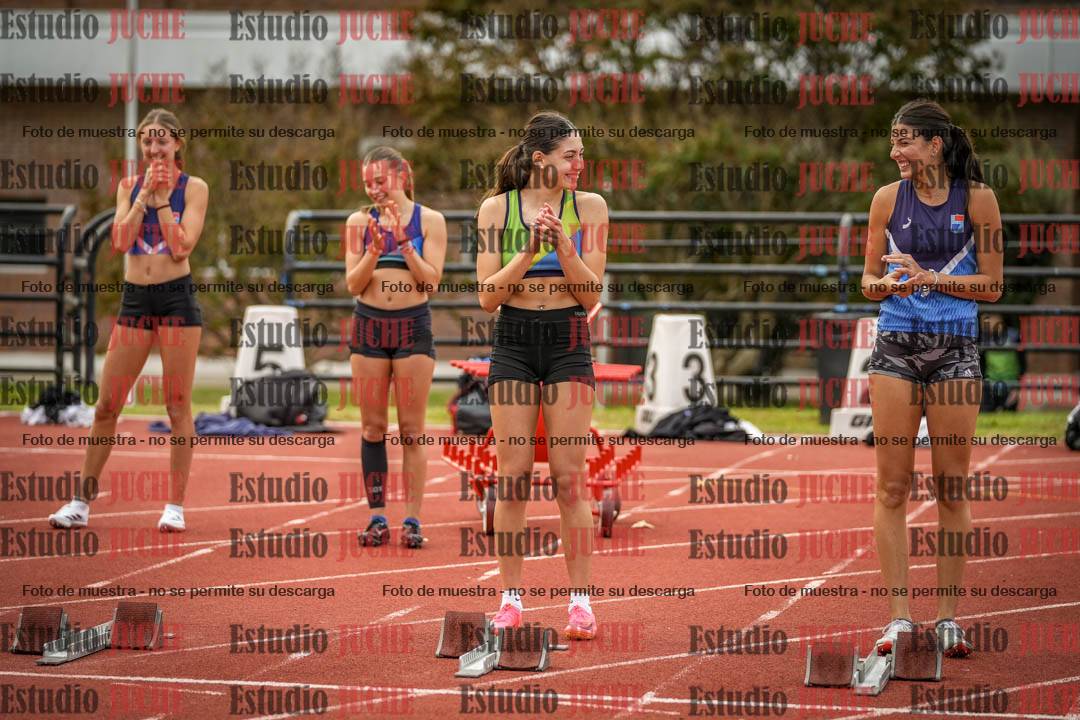 Fotos de los 100 m llanos de mujeres - FINAL