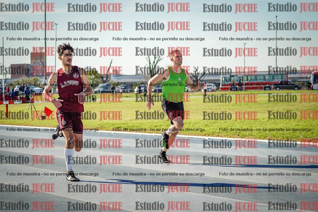 Fotos de los 400 m llanos de varones