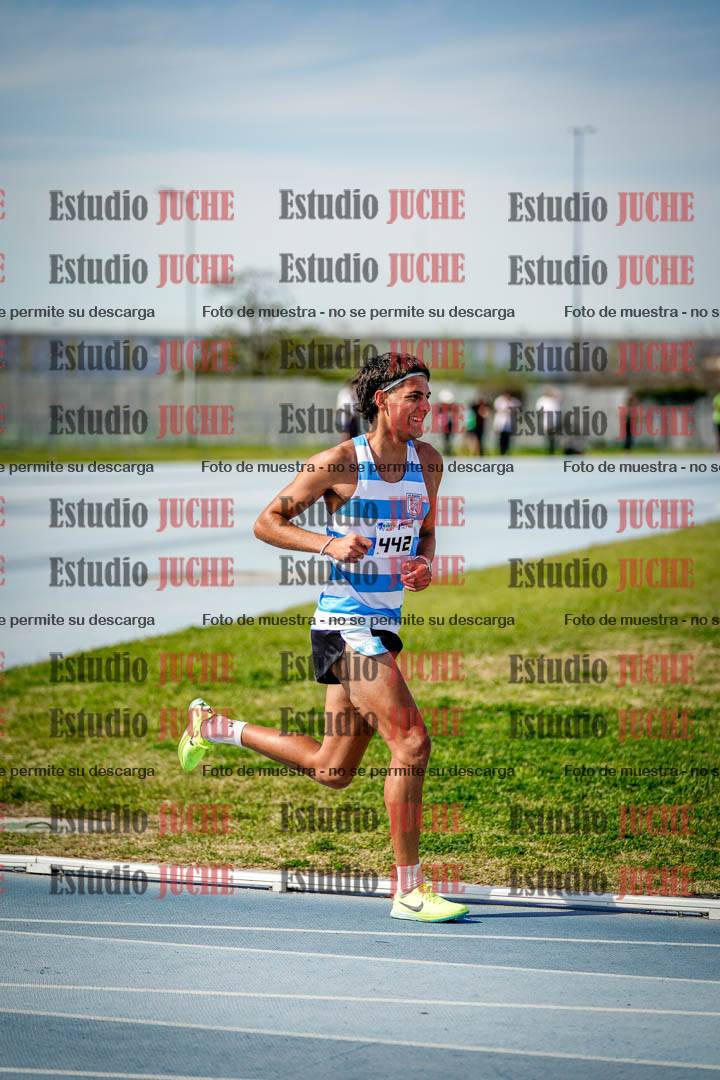 Fotos de los 3000 m llanos de varones