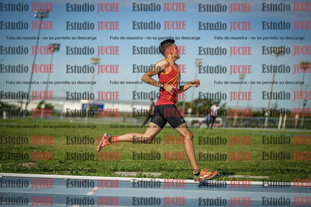Fotos de los 1500 m llanos de varones