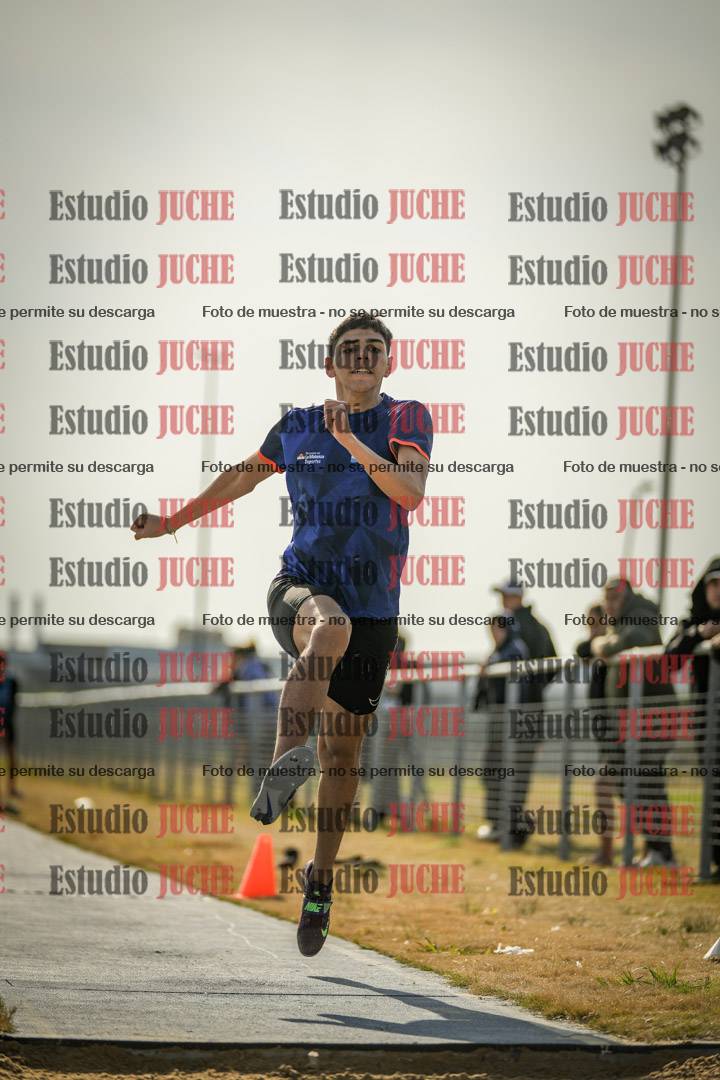 Fotos del salto triple de varones