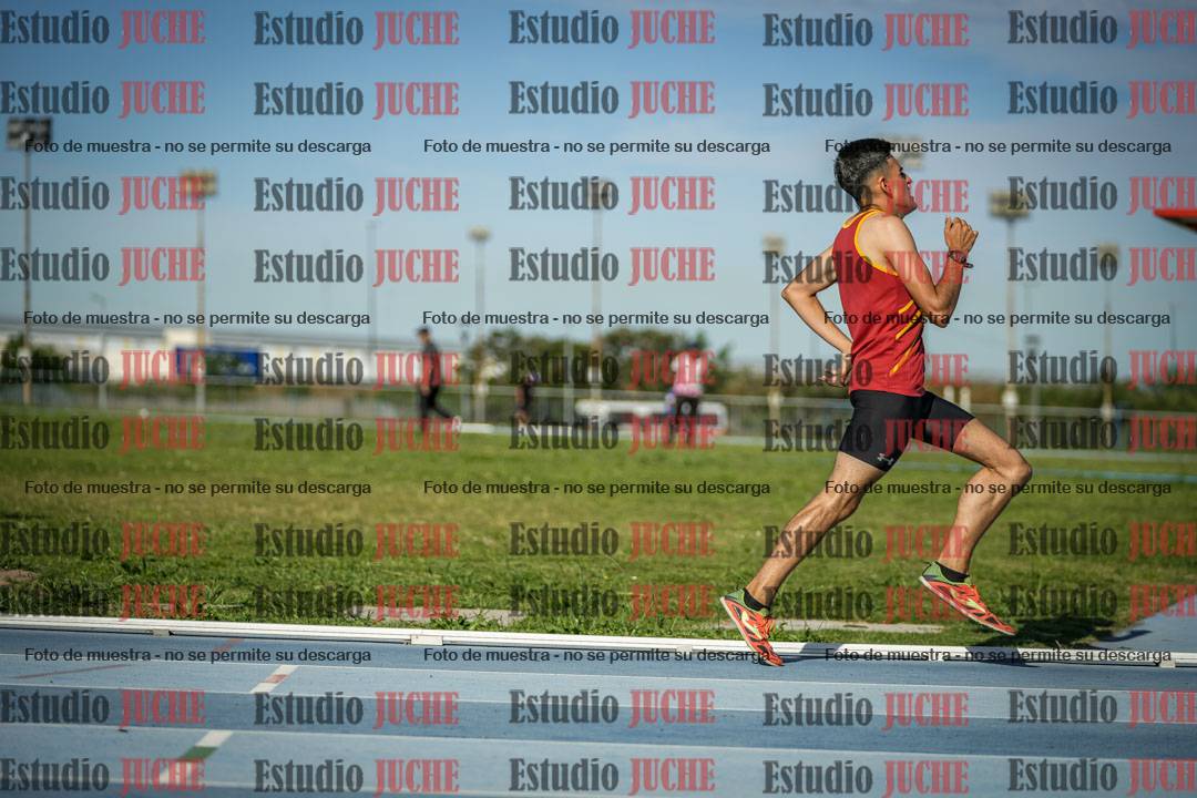 Fotos de los 1500 m llanos de varones