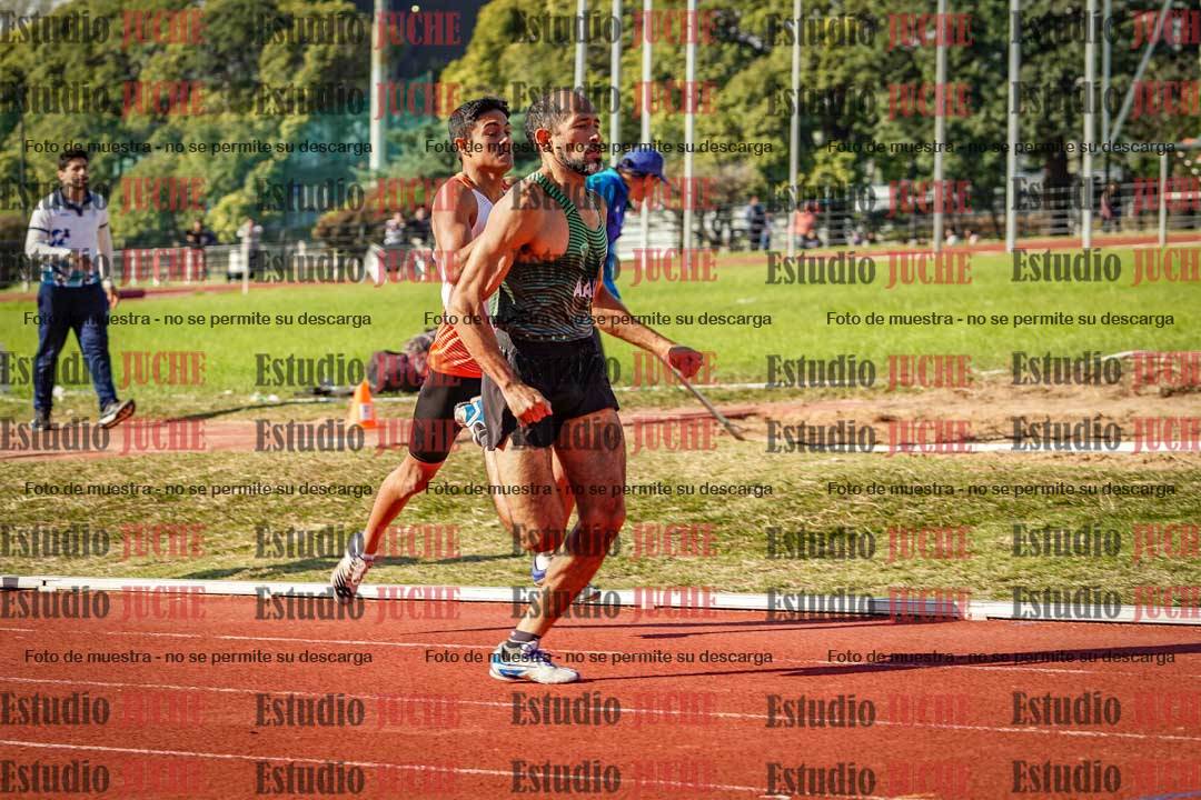 Fotos de los 800 m llanos de varones