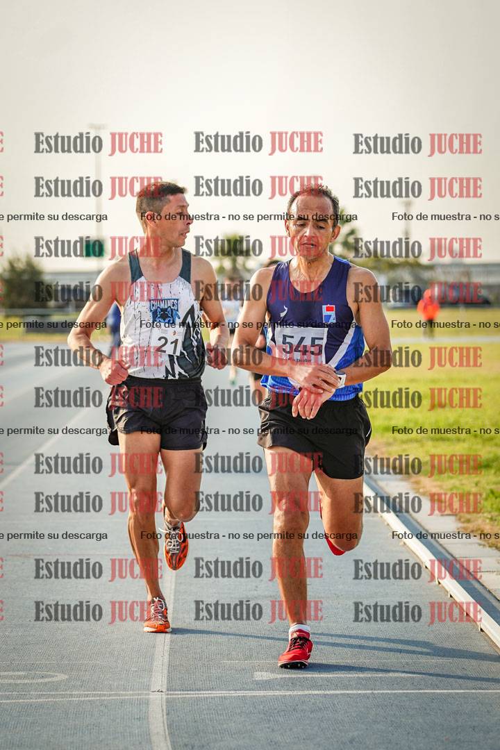 Fotos de los 3000 m llanos de varones