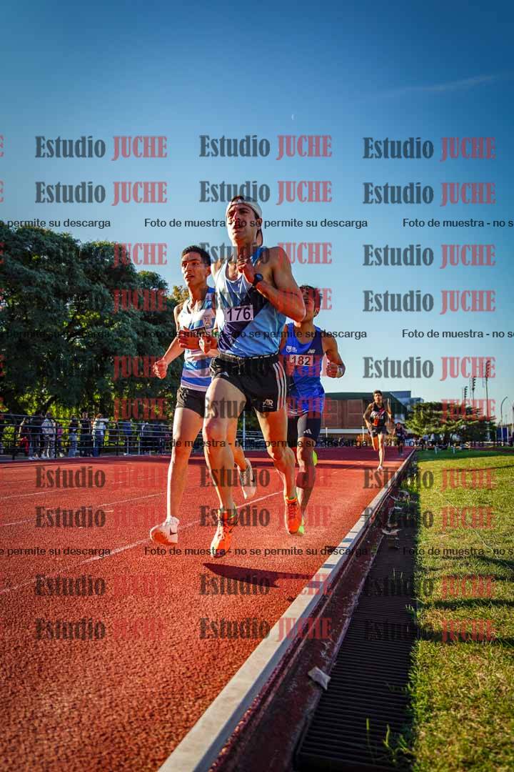 Fotos de los 3000 m llanos de varones