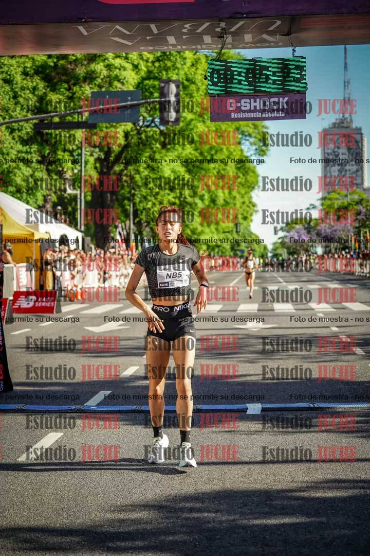 Fotos de la llegada - categoría ÉLITE FEMENINA