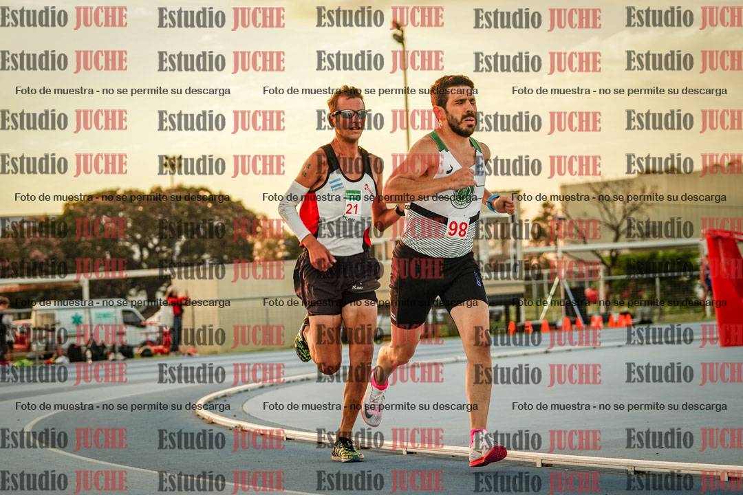 Fotos de los 3000 m llanos de varones