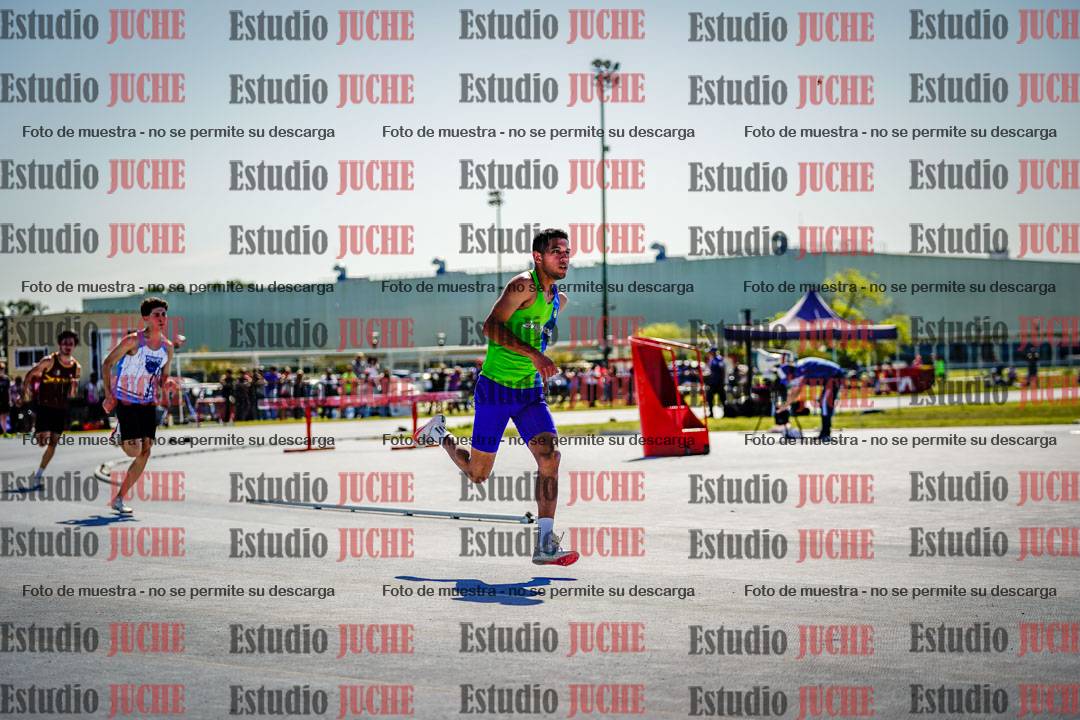 Fotos de los 400 m llanos de varones