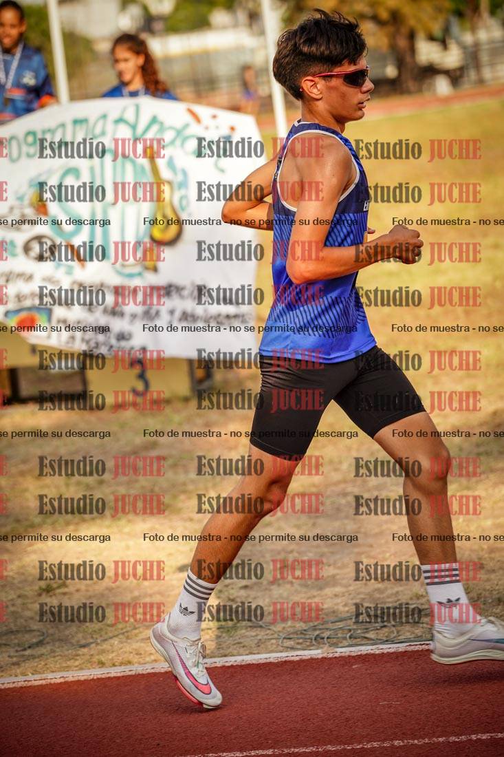 Fotos de los 1500 m llanos de varones