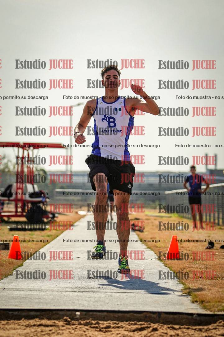 Fotos del salto triple de varones