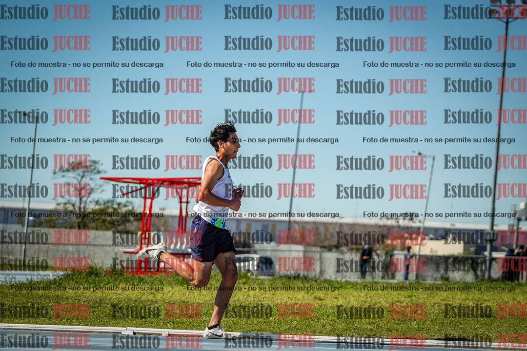 Fotos de los 5000 m llanos de mujeres y varones