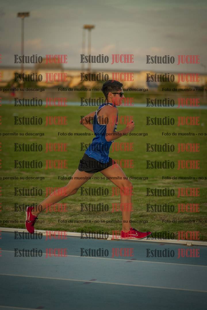 Fotos de los 3000 m llanos de varones