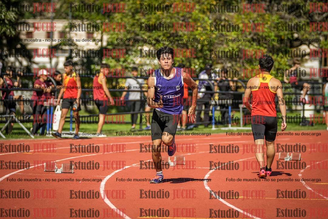 Fotos de los 200 m llanos de varones