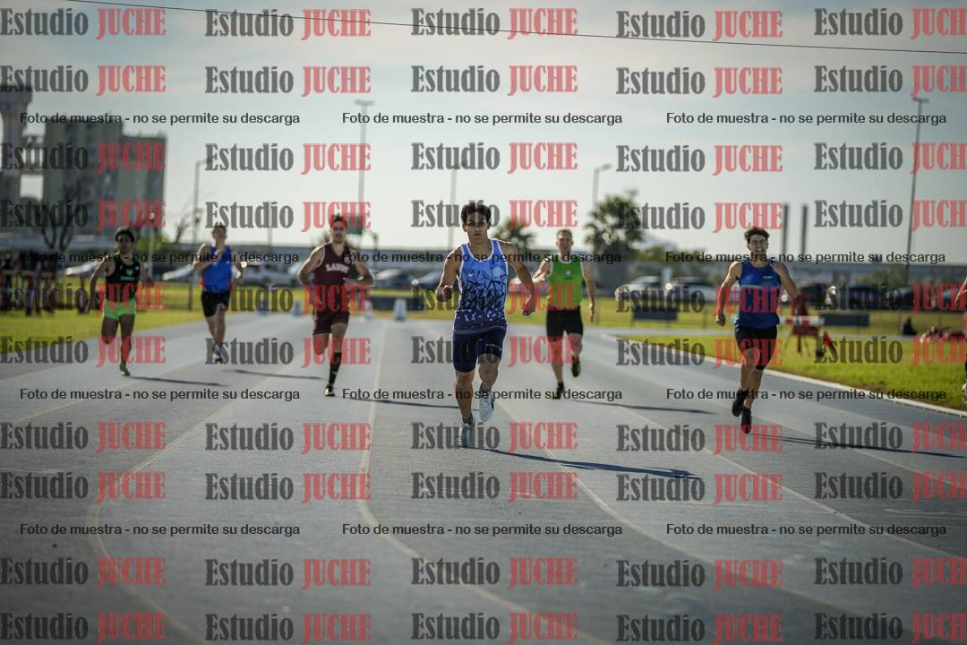 Fotos de los 400 m llanos de varones