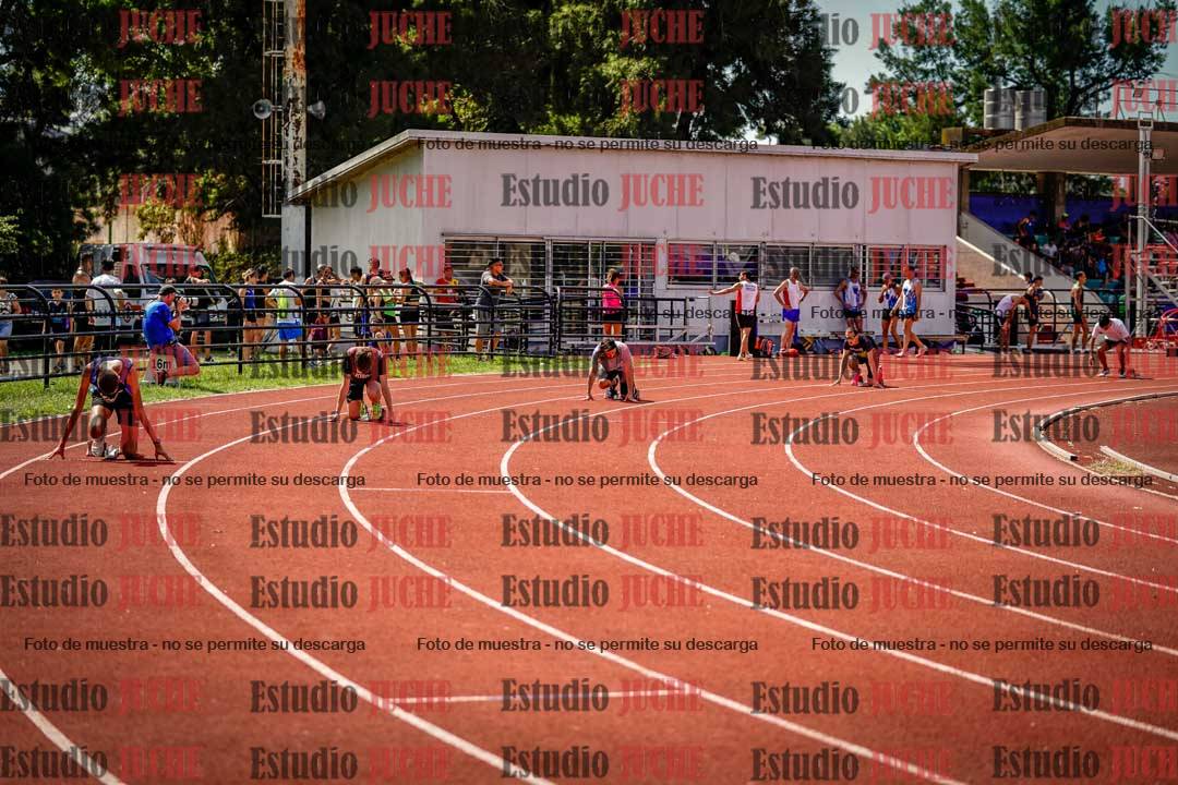 Fotos de los 400 m llanos de varones