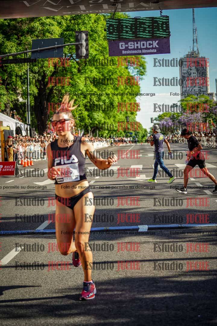 Fotos de la llegada - categoría ÉLITE FEMENINA