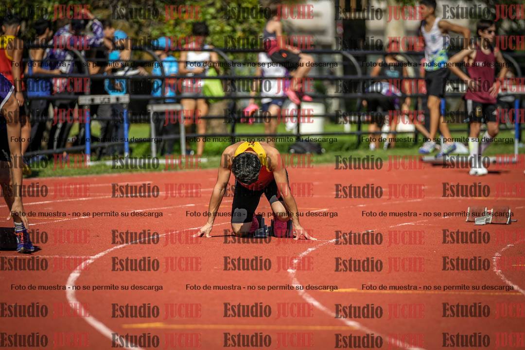Fotos de los 200 m llanos de varones