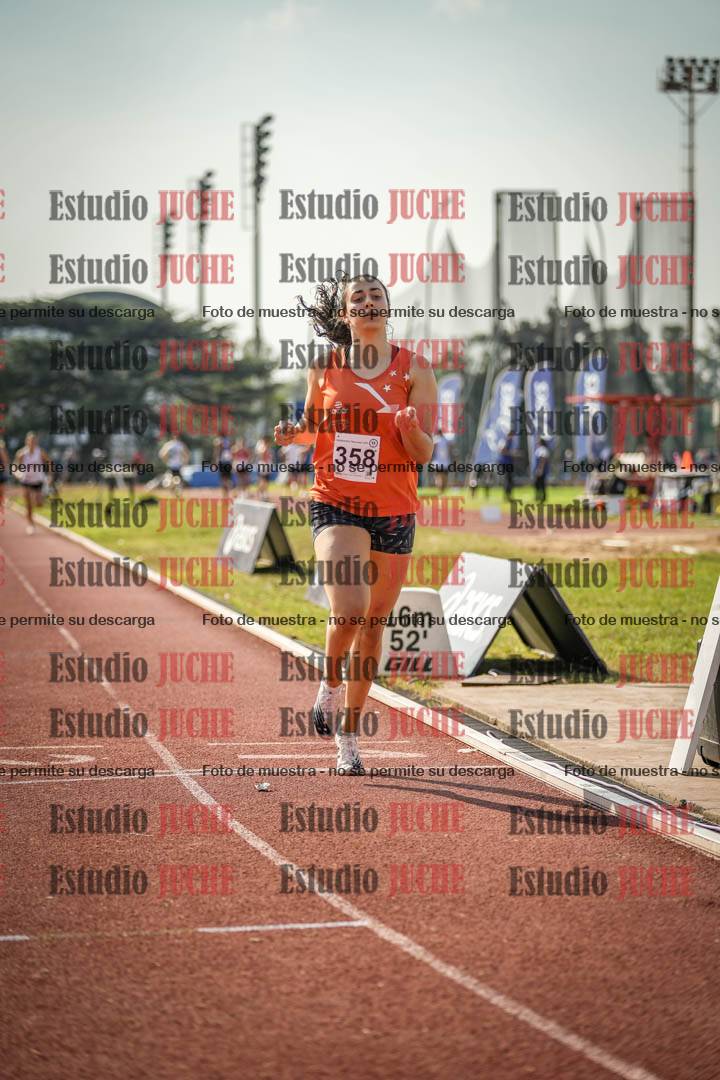 Fotos de los 800 m llanos de mujeres - heptatlón 7