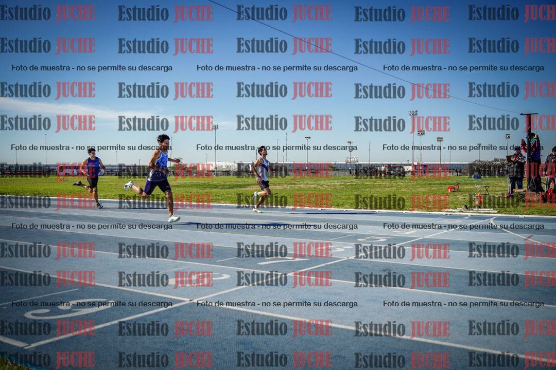 Fotos de los 400 m llanos de varones
