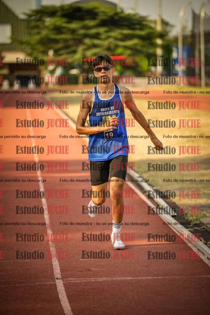 Fotos de los 1500 m llanos de varones