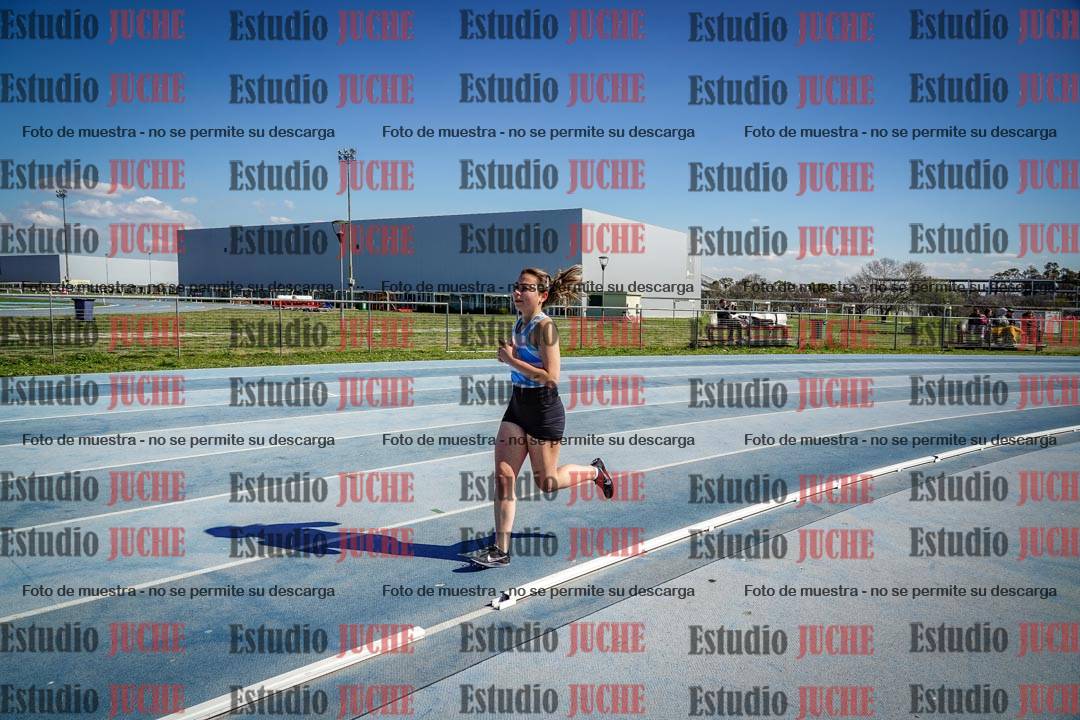 Fotos de los 5000 m llanos de mujeres y varones