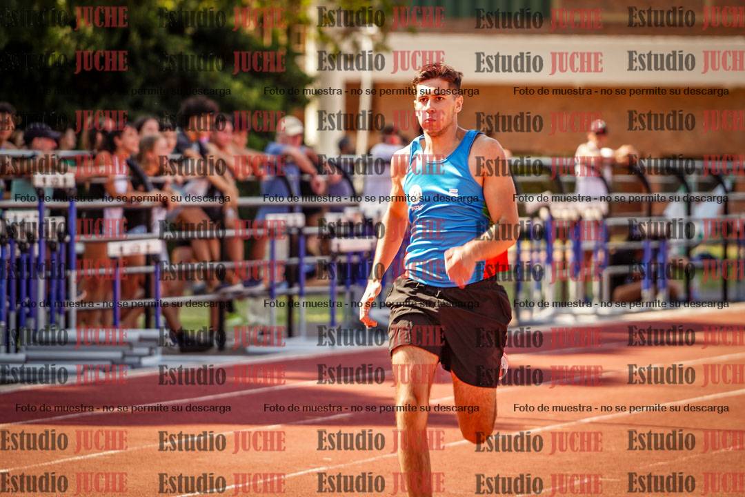 Fotos de los 400 m llanos de varones