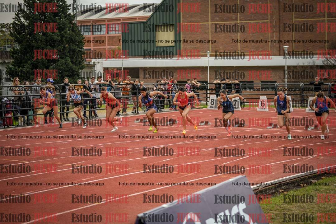 Fotos de los 100 m llanos de mujeres - FINAL