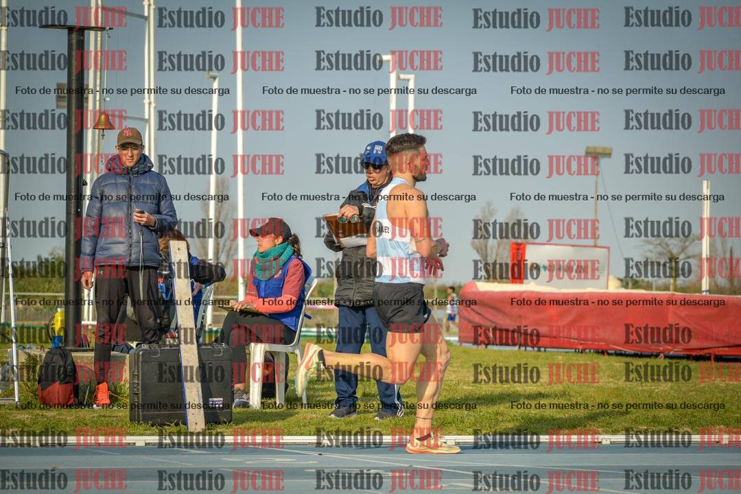 Fotos de los 3000 m llanos de varones