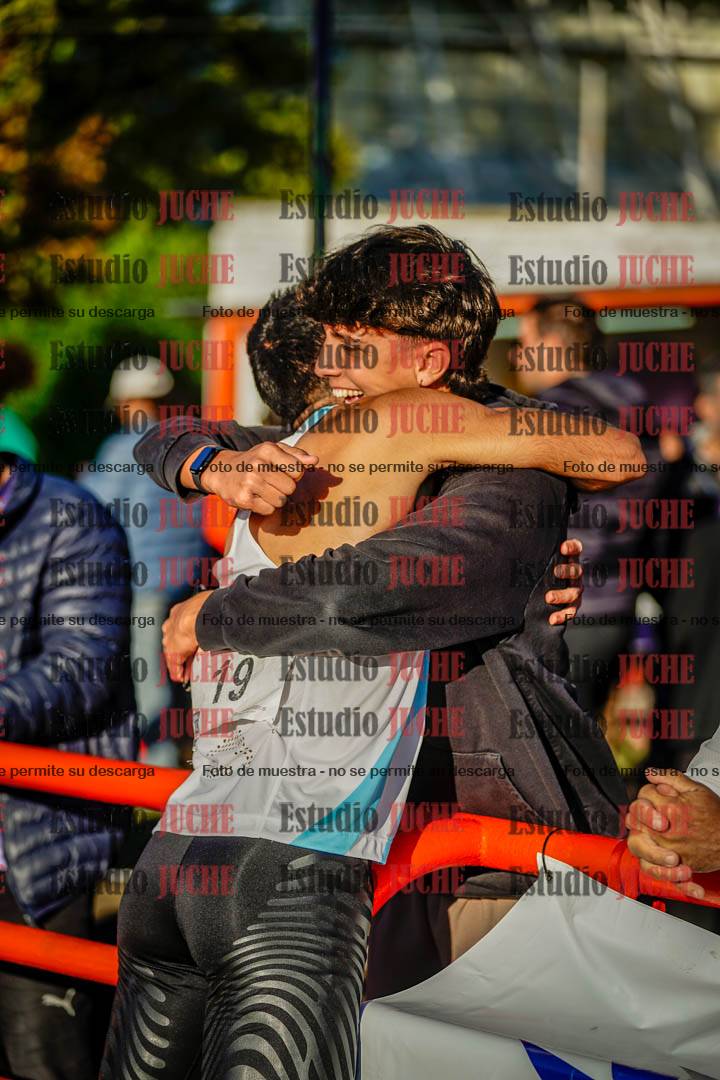 Fotos de algunos extras y podios del día 2