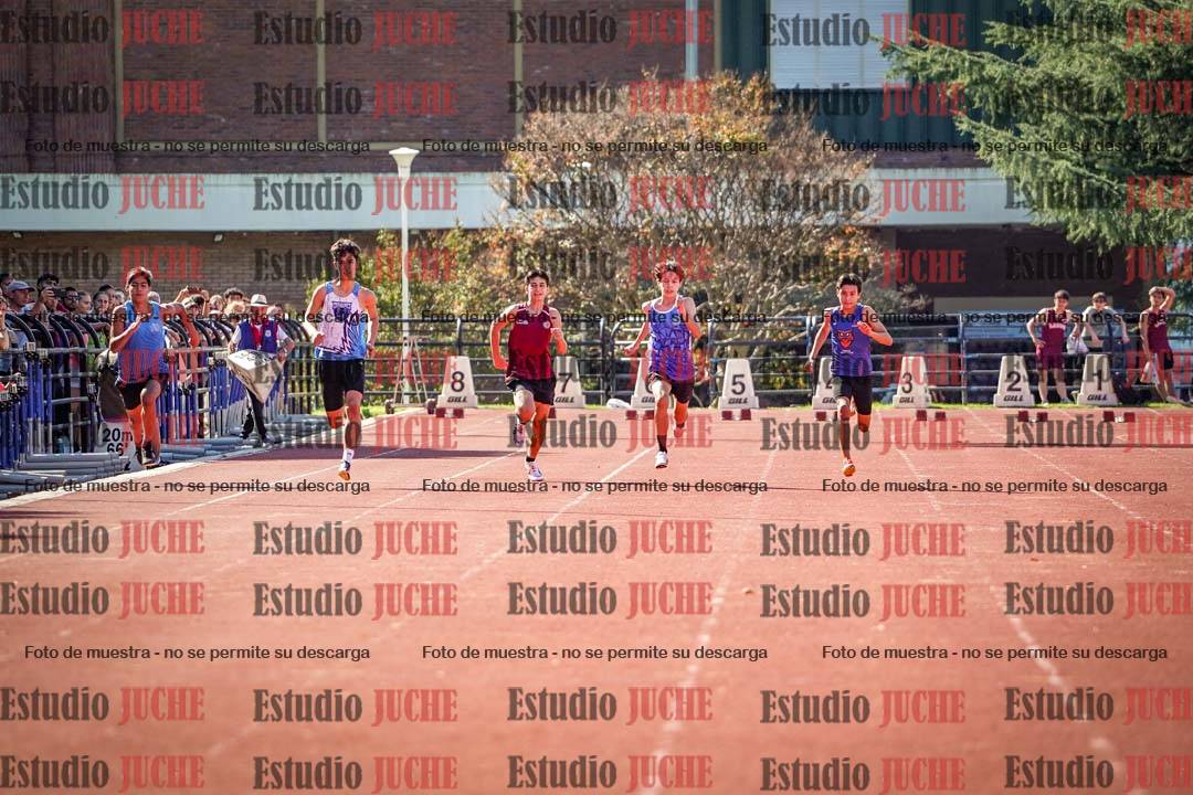 Fotos de los 100 m llanos de varones