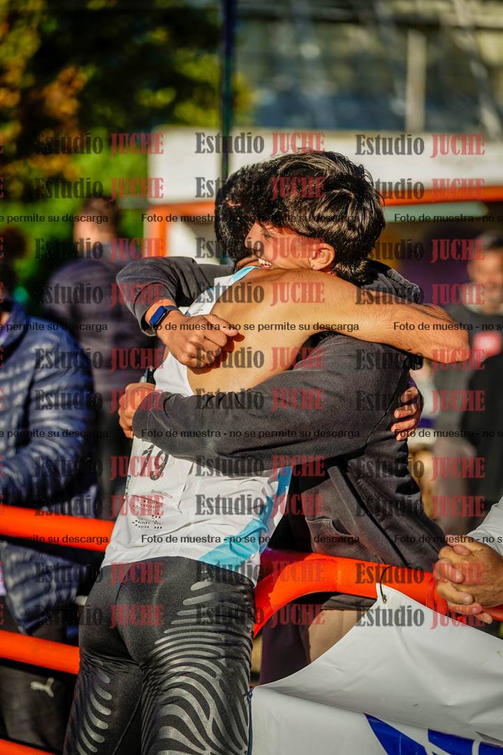 Fotos de algunos extras y podios del día 2
