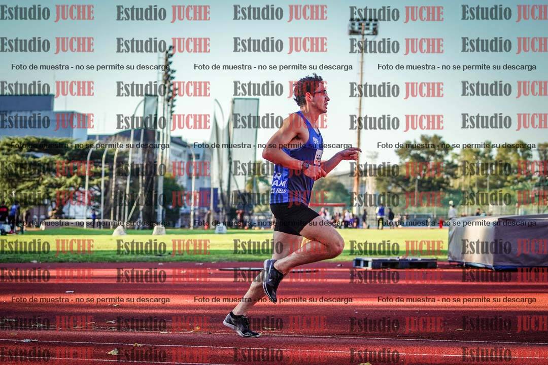 Fotos de los 3000 m llanos de varones