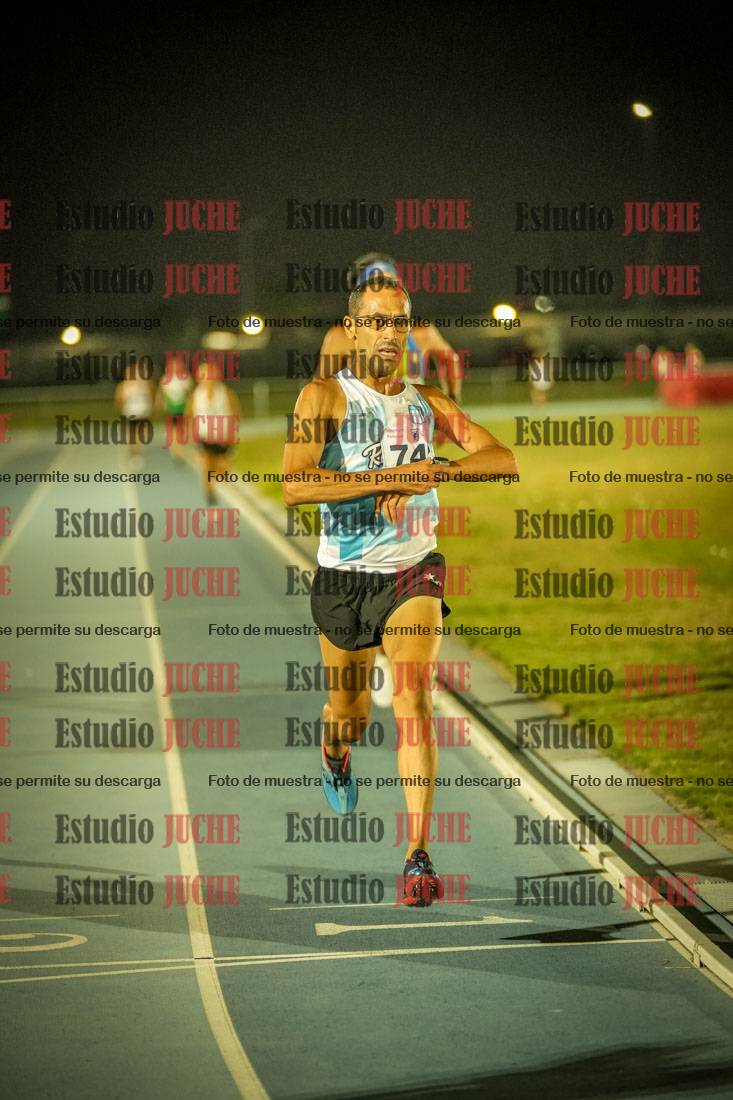 Fotos de los 3000 m llanos de varones