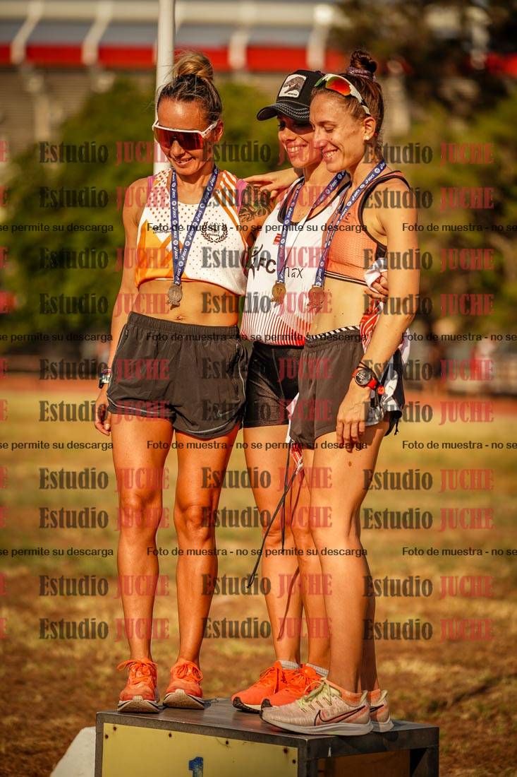 Fotos de algunos podios y extras del torneo
