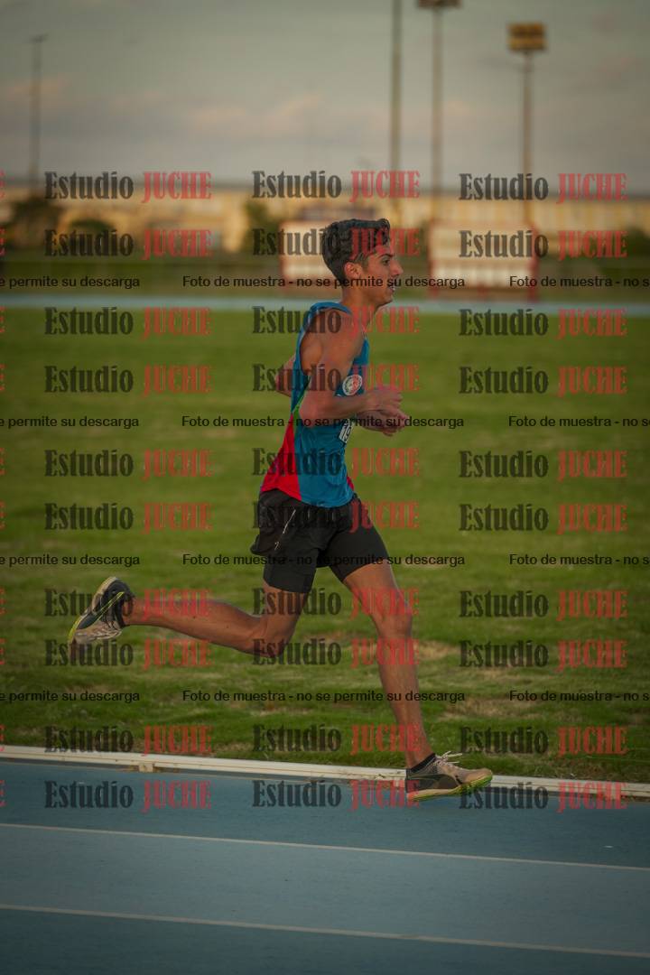 Fotos de los 3000 m llanos de varones