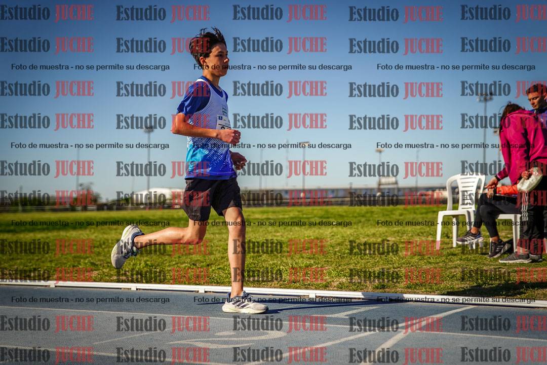 Fotos de los 2000 m llanos de varones