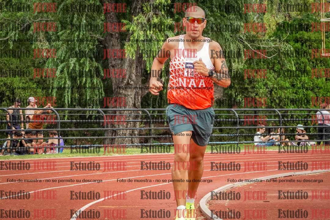 Fotos de los 3000 m llanos de varones