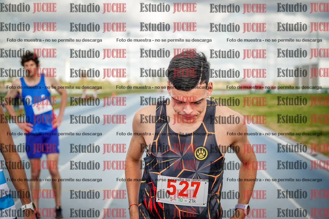 Fotos de los 5000 m llanos de varones