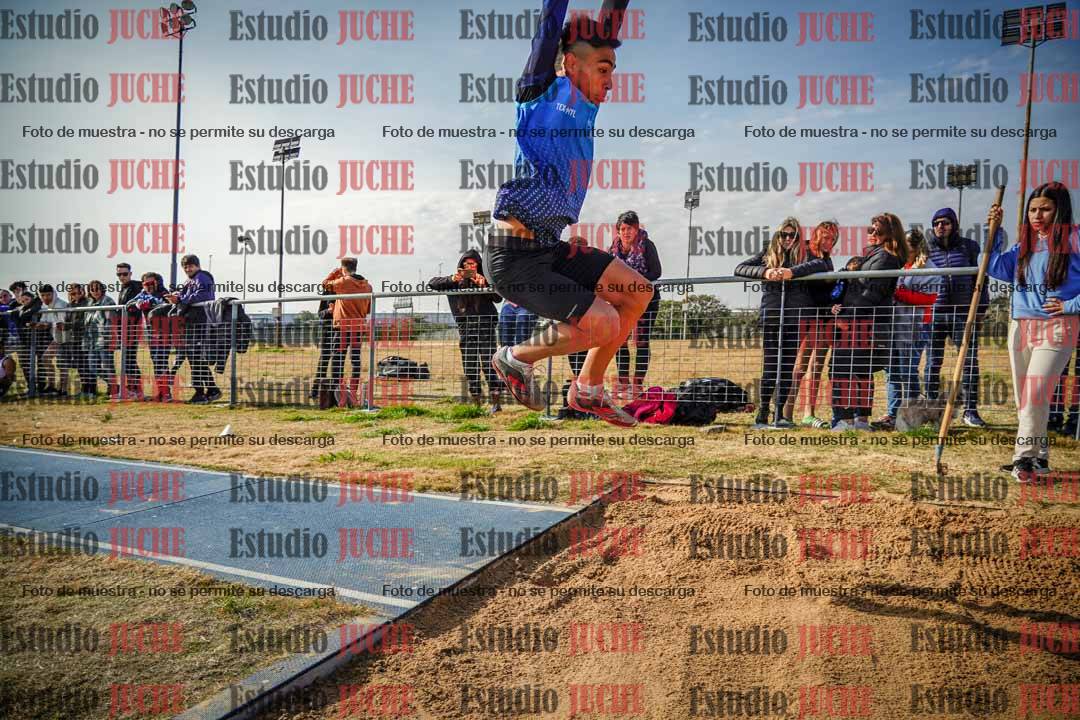 Fotos del salto triple de varones