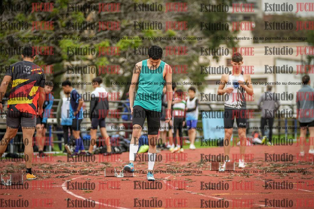 Fotos de los 200 m llanos de varones