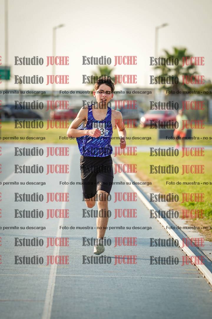 Fotos de los 3000 m llanos de varones