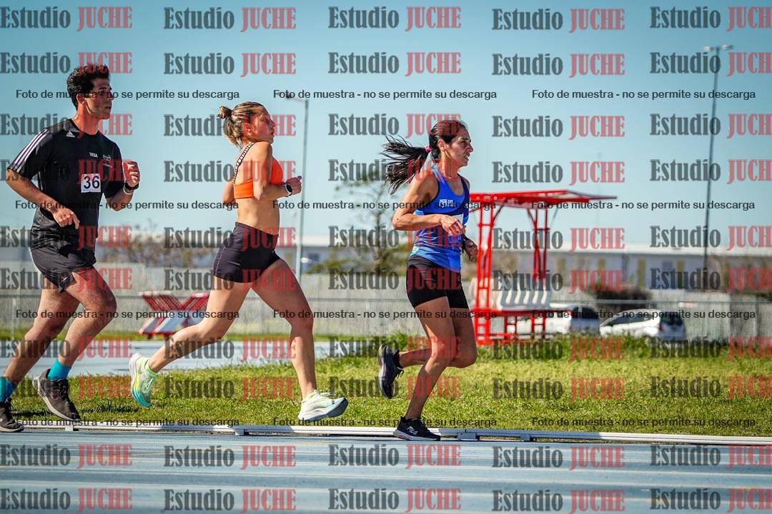 Fotos de los 5000 m llanos de mujeres y varones