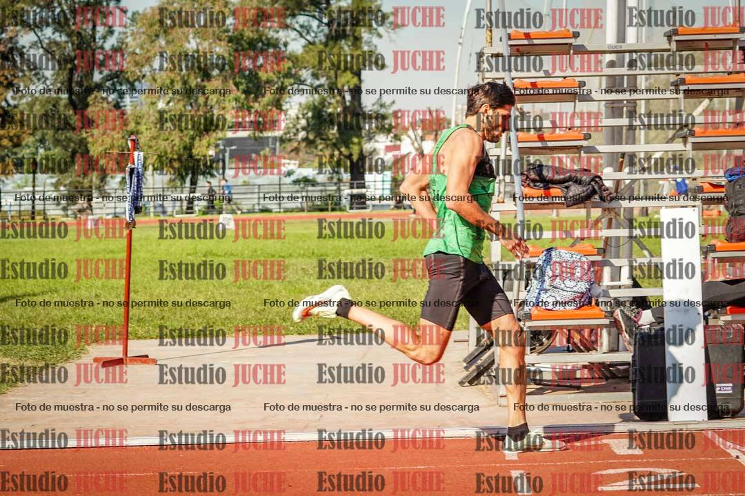 Fotos de los 800 m llanos de varones