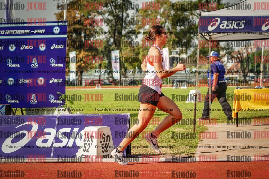 Fotos de los 800 m llanos de mujeres - heptatlón 7