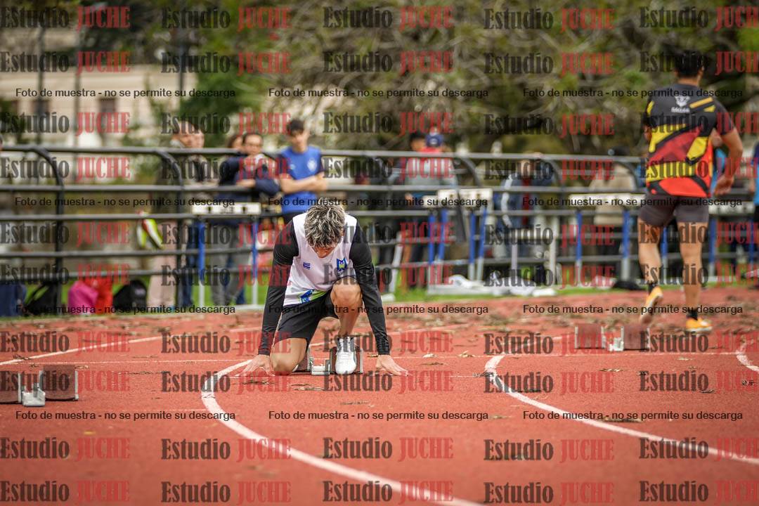Fotos de los 200 m llanos de varones