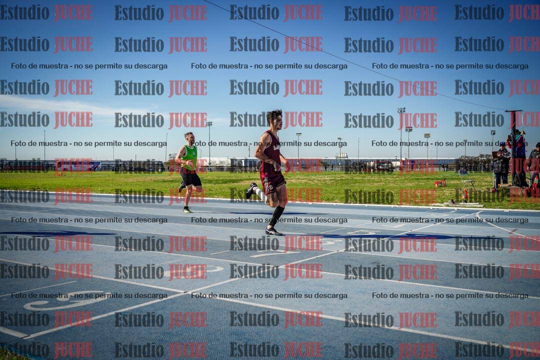 Fotos de los 400 m llanos de varones